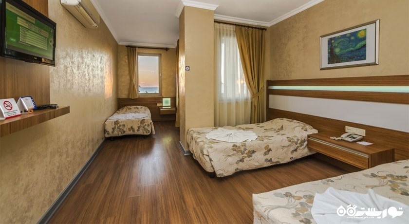 اتاق تریپل هتل سانتا مارینا	